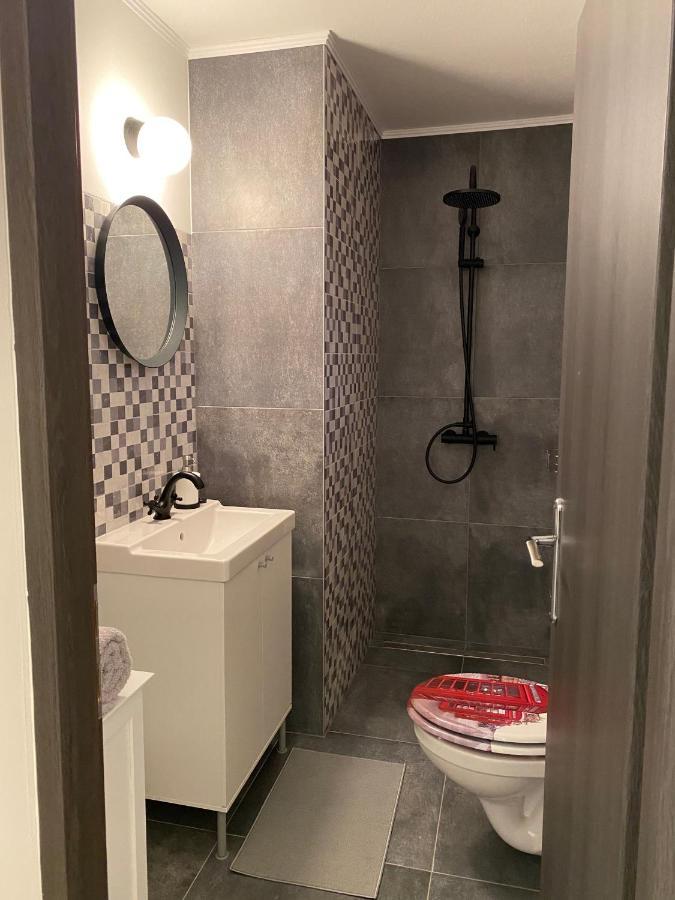 Studio Apartman Lora Lipik ภายนอก รูปภาพ