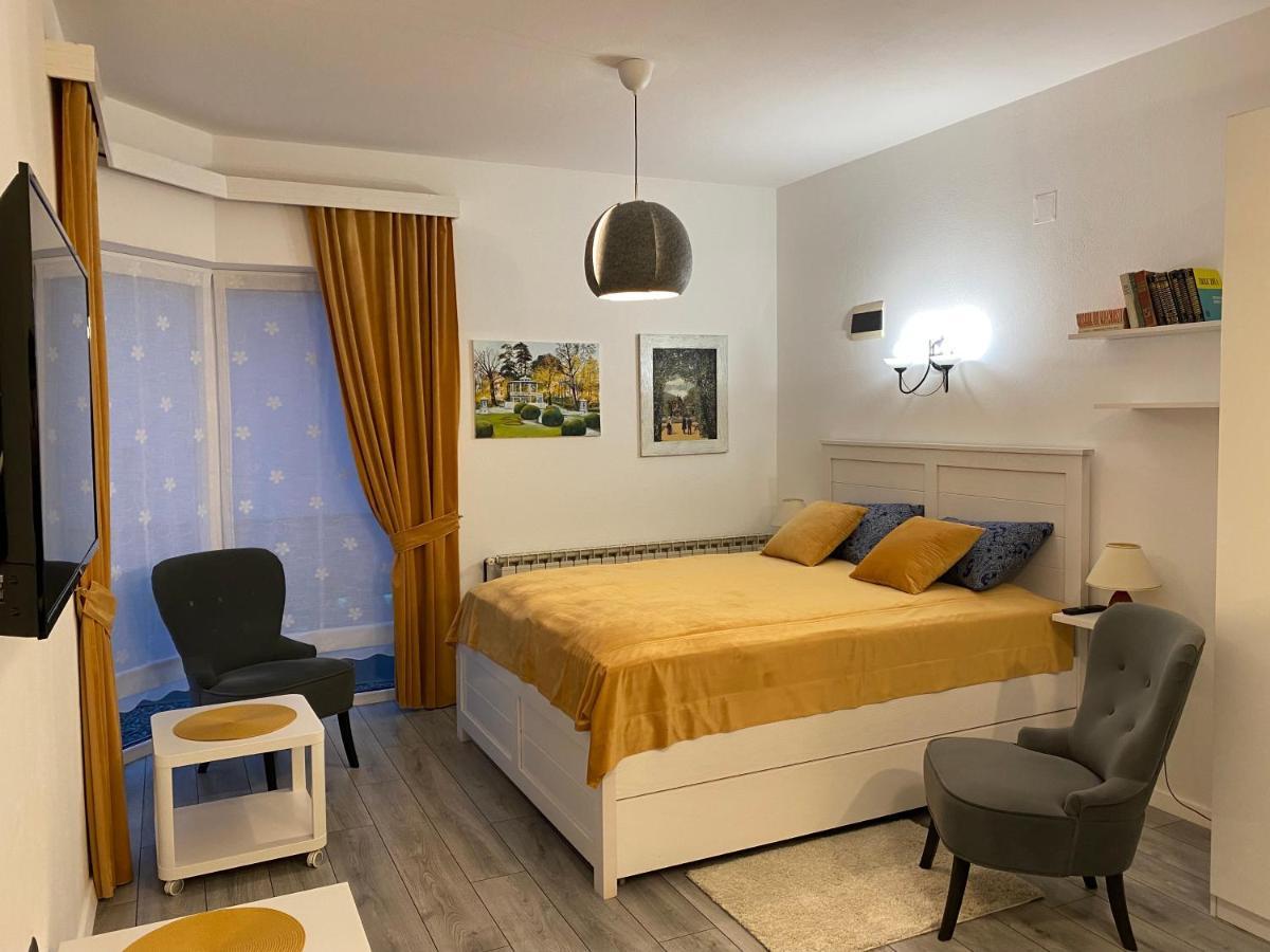 Studio Apartman Lora Lipik ภายนอก รูปภาพ